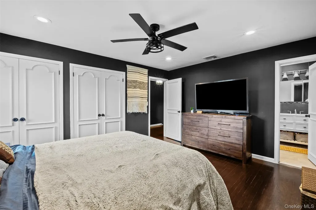 114 Spruce Avenue Bethpage NY 11714