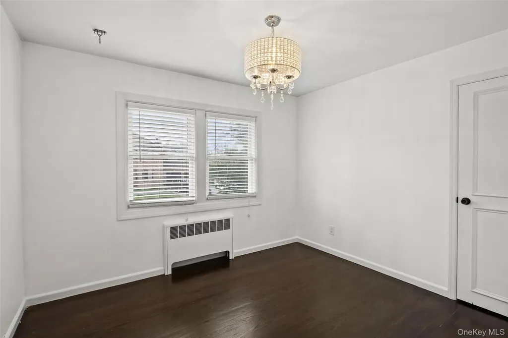 114 Spruce Avenue Bethpage NY 11714