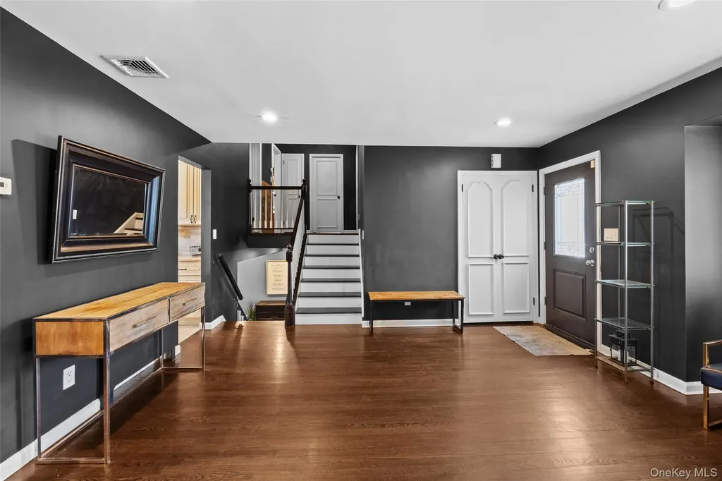 114 Spruce Avenue Bethpage NY 11714