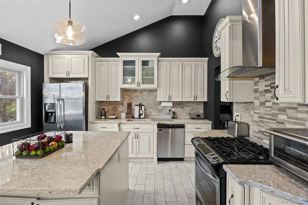 114 Spruce Avenue Bethpage NY 11714