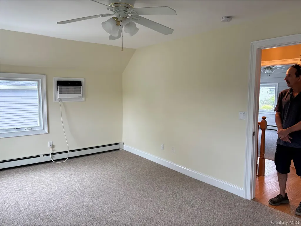 65 Jefferson Place Massapequa NY 11758