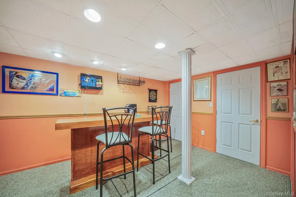 11 Patrick Lane Ridge NY 11961