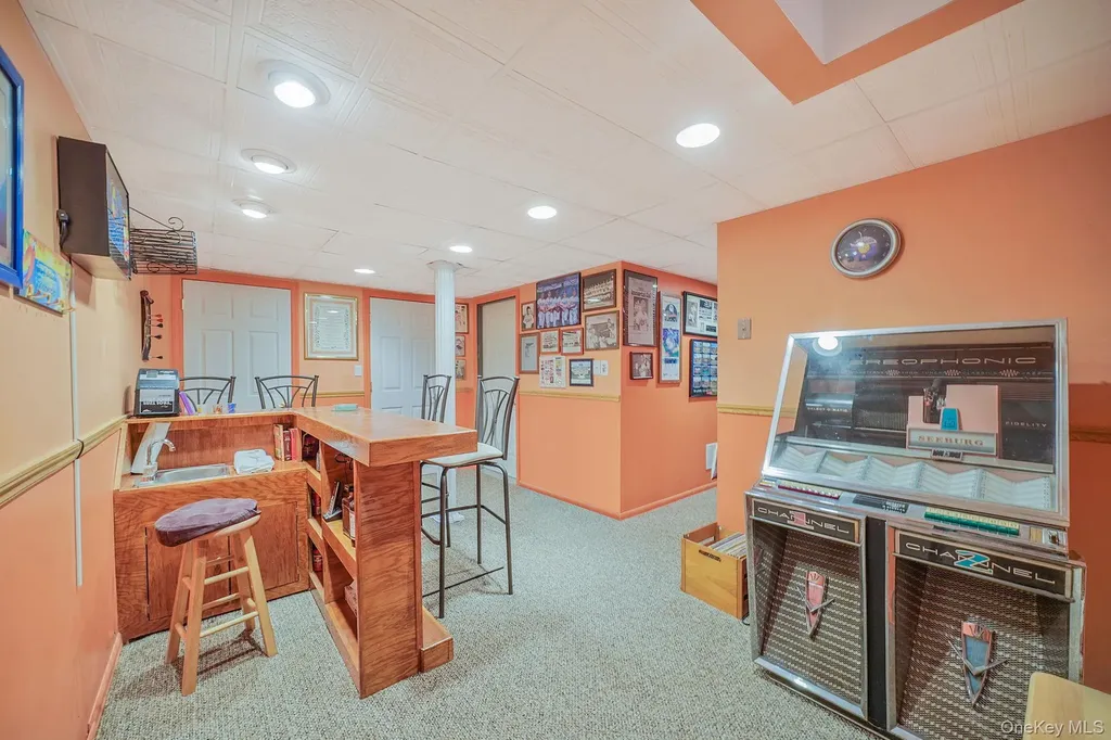 11 Patrick Lane Ridge NY 11961