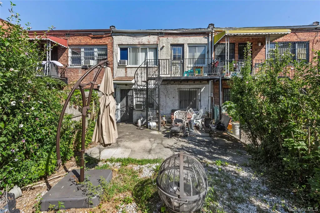 113-66 Springfield Boulevard Jamaica NY 11426