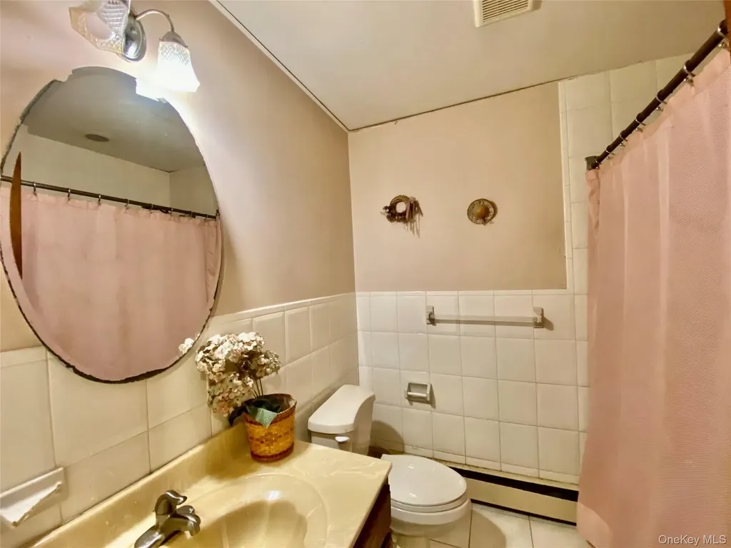210 Spring Lane Peconic NY 11958