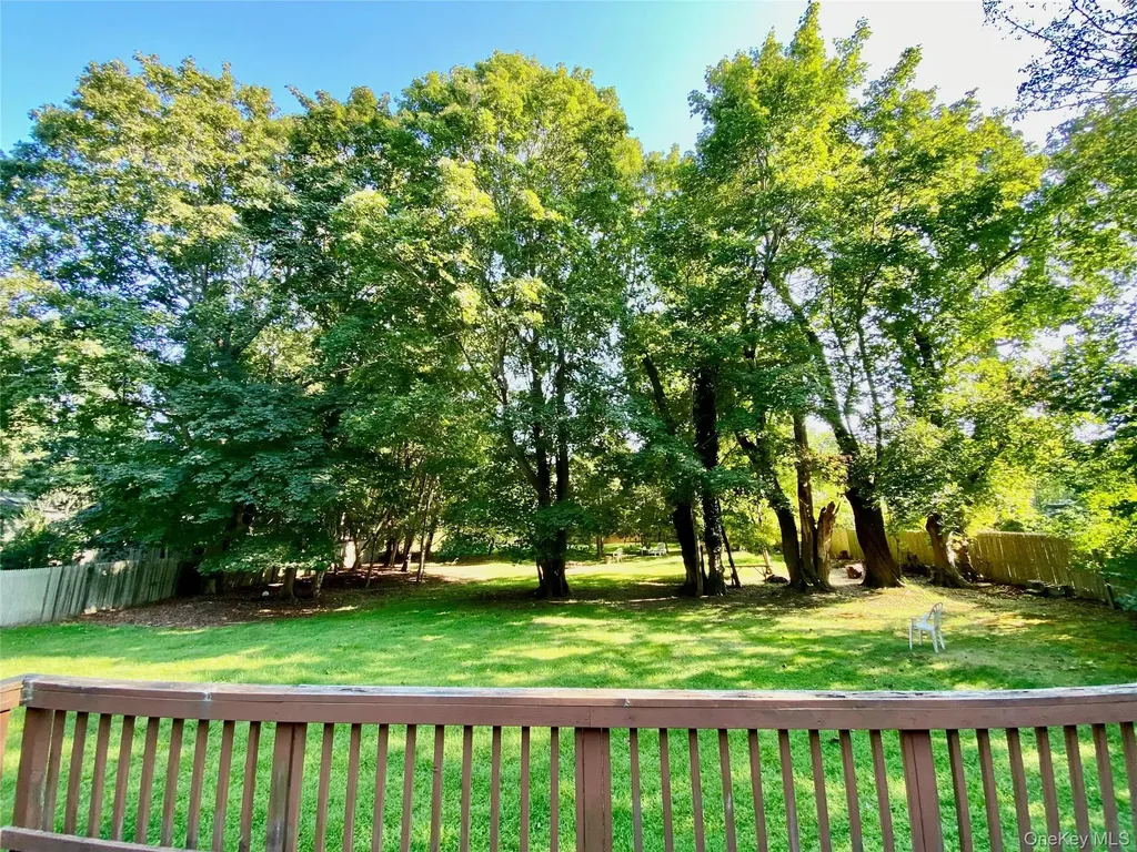 210 Spring Lane Peconic NY 11958