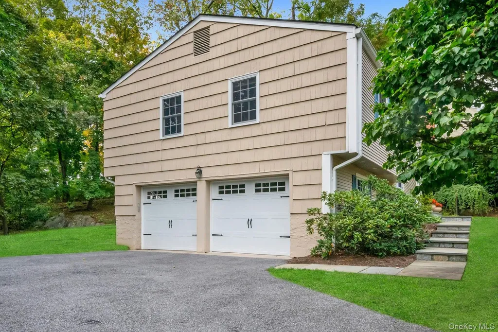 62 Whitson Road Briarcliff Manor NY 10510