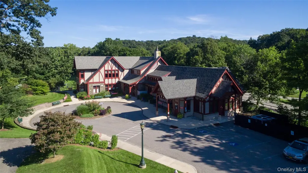 62 Whitson Road Briarcliff Manor NY 10510
