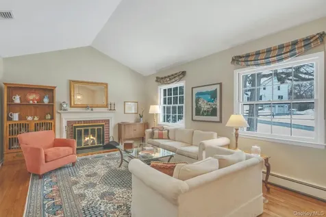 62 Whitson Road Briarcliff Manor NY 10510