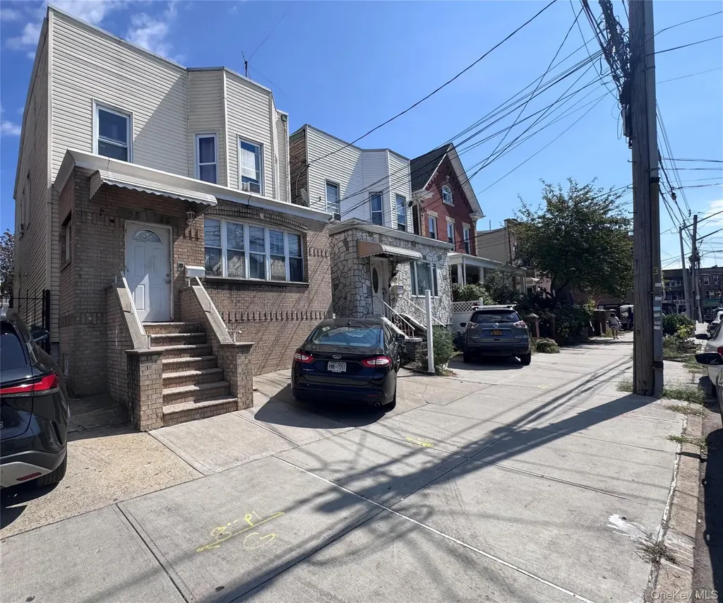 5515 69th Place Maspeth NY 11378