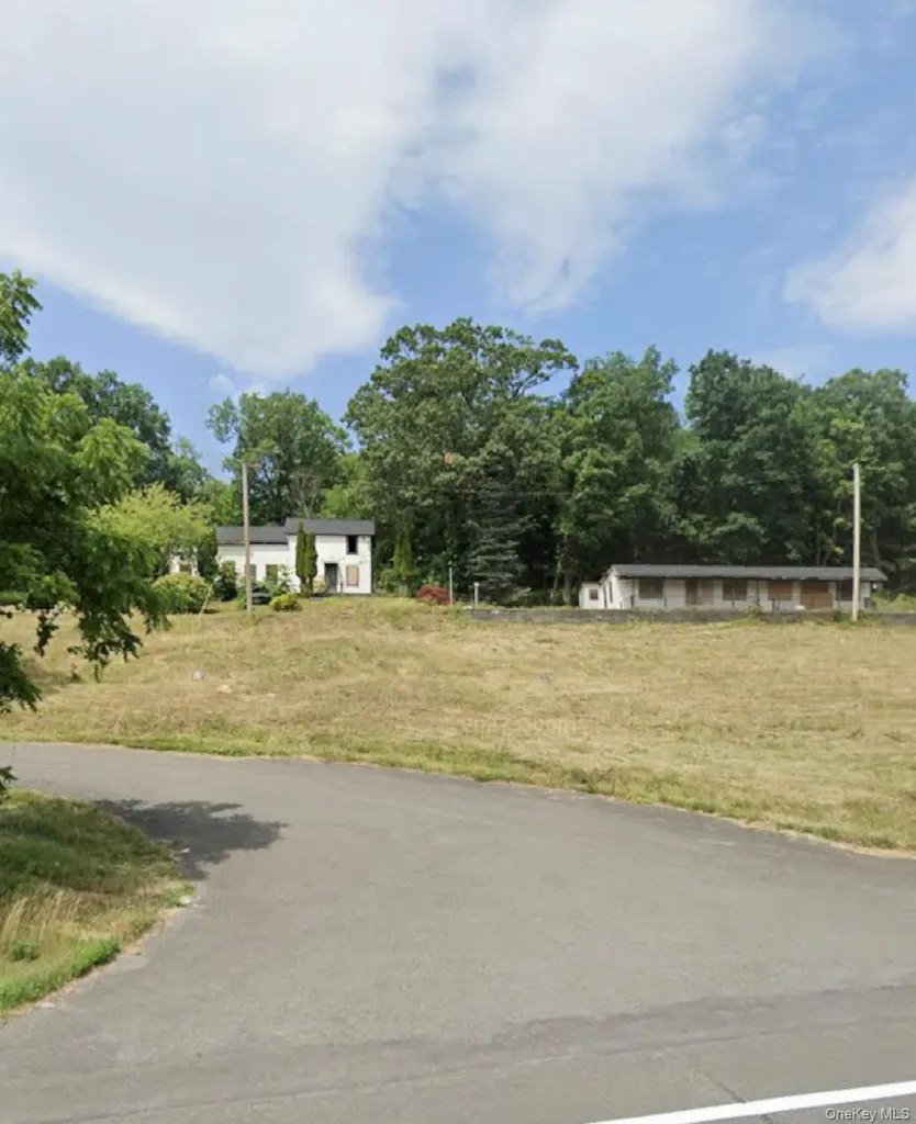 9071 Us Route 9w Athens NY 12015