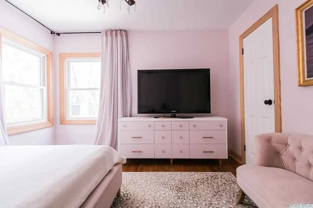 183 Main Street Lake Katrine NY 12449