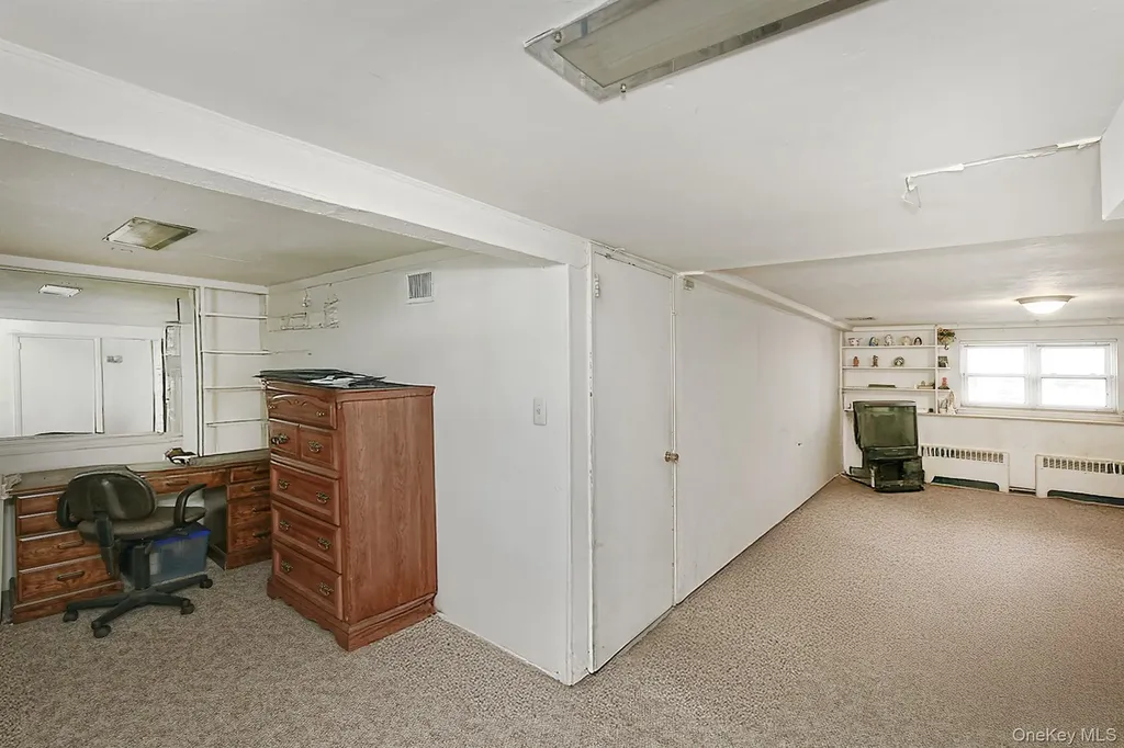 42 Amherst Drive Massapequa NY 11758