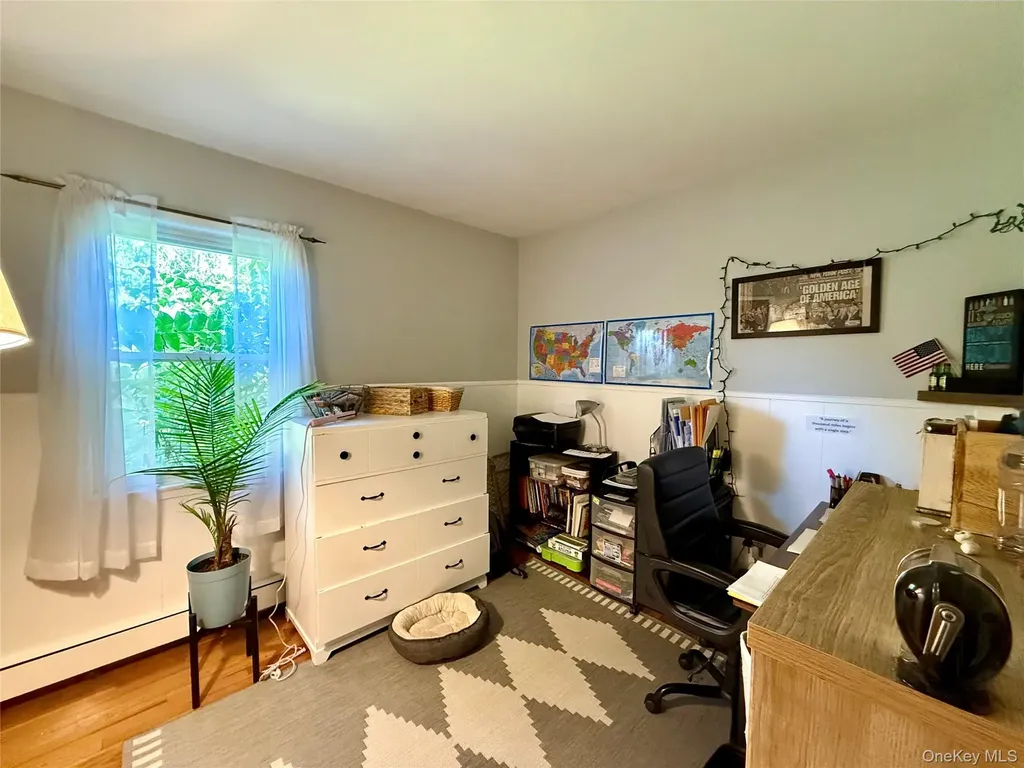 17 Romans Road Hyde Park NY 12538