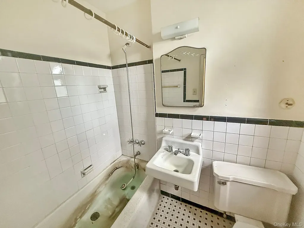 1111 Midland Avenue Bronxville NY 10708