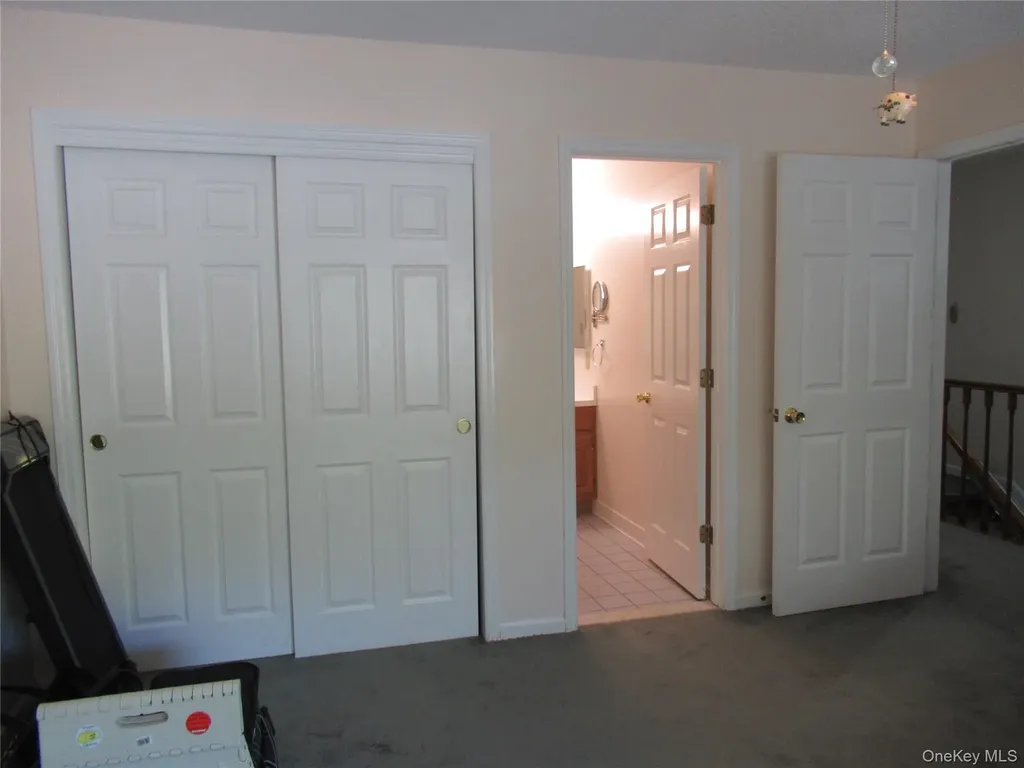 23 Juniper Lane Pawling NY 12564