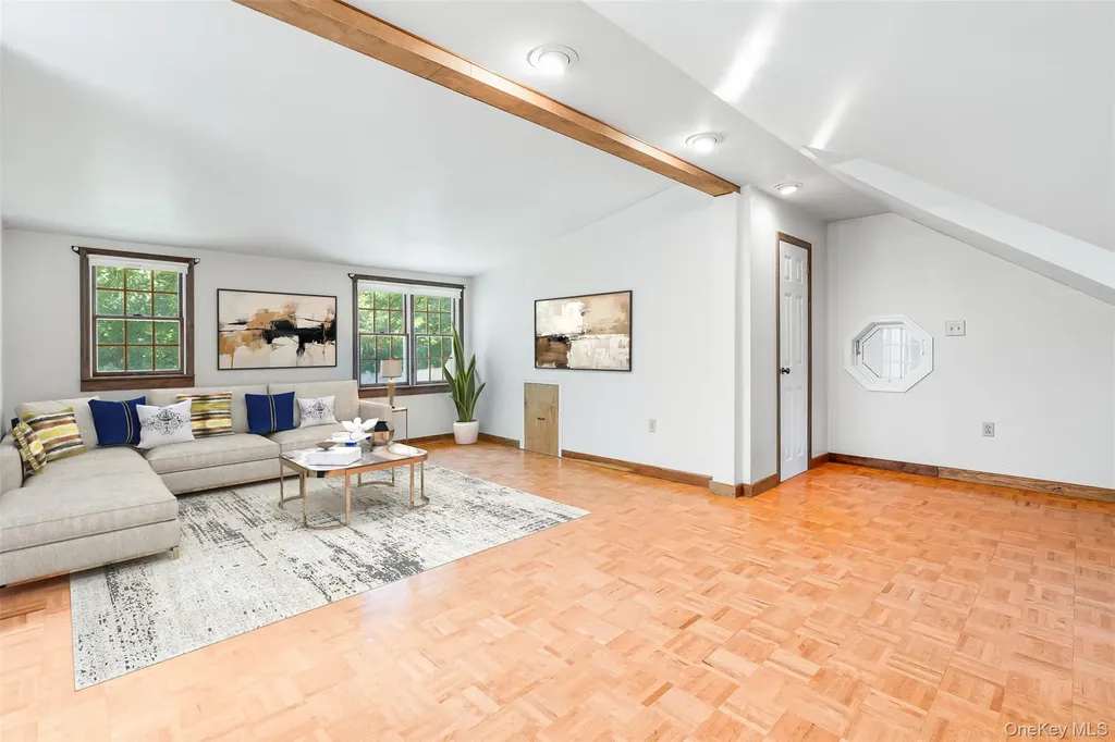 16 Reno Road Poughkeepsie NY 12603