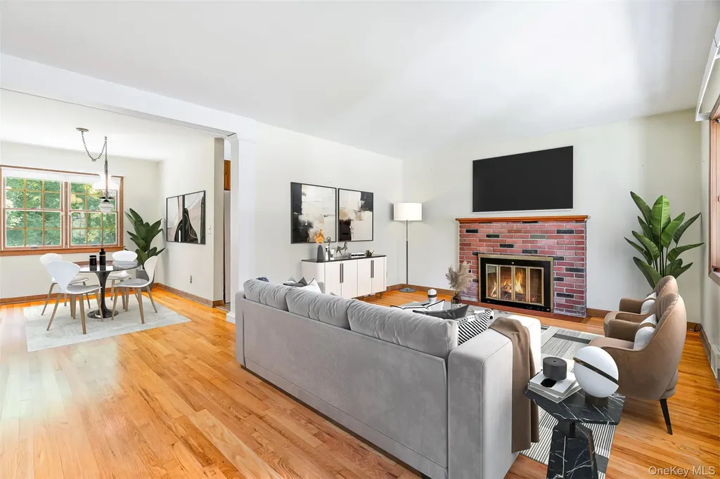 16 Reno Road Poughkeepsie NY 12603