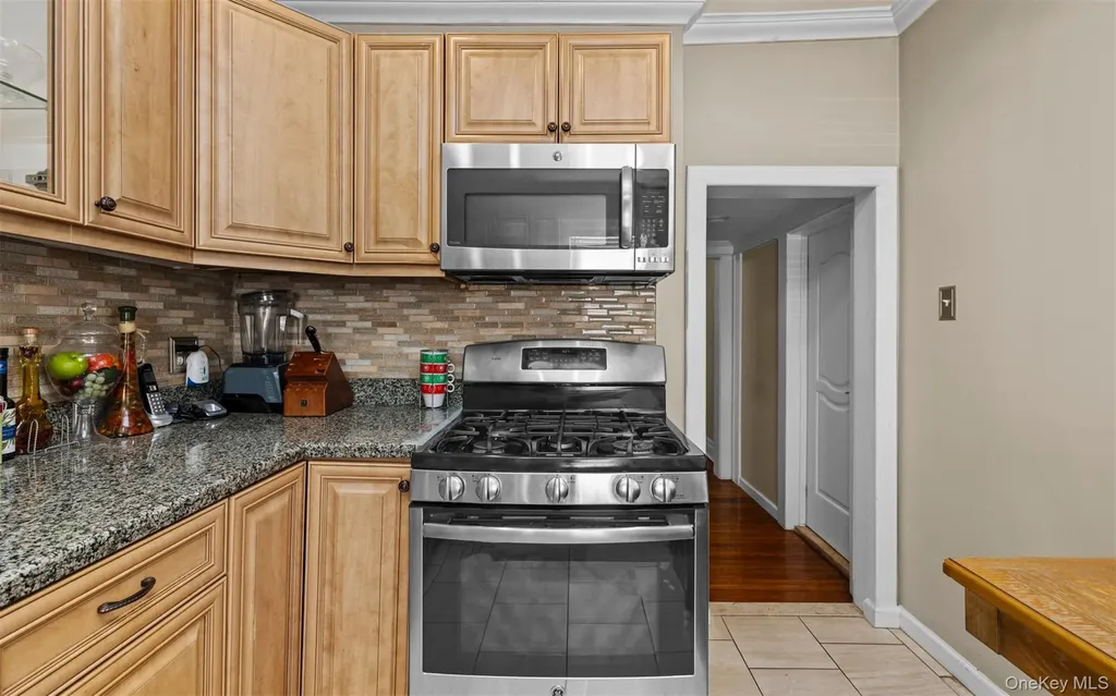 4 Malverne Avenue Malverne NY 11565