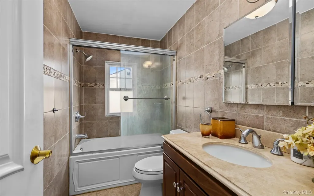 4 Malverne Avenue Malverne NY 11565