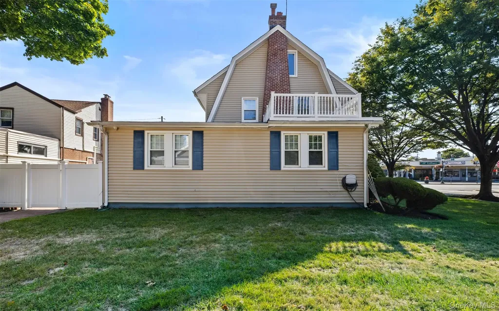 4 Malverne Avenue Malverne NY 11565