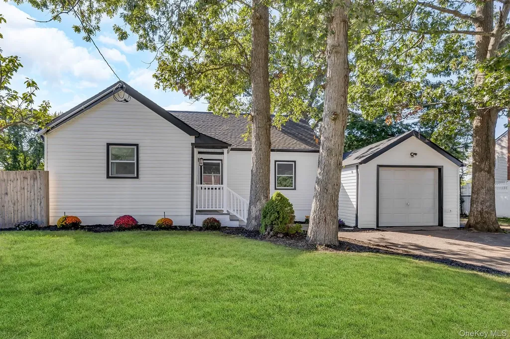 46 N Ocean Avenue Islip NY 11751