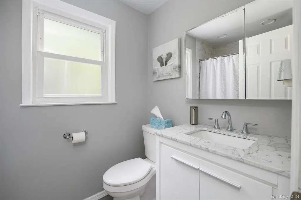 26 Hampton Road Poughkeepsie NY 12603