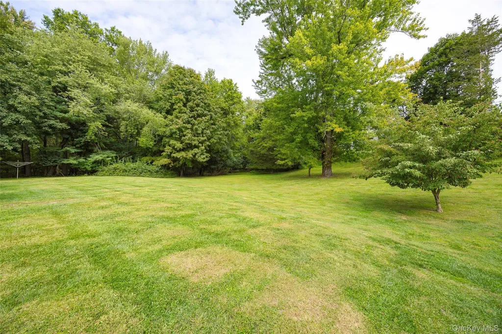26 Hampton Road Poughkeepsie NY 12603