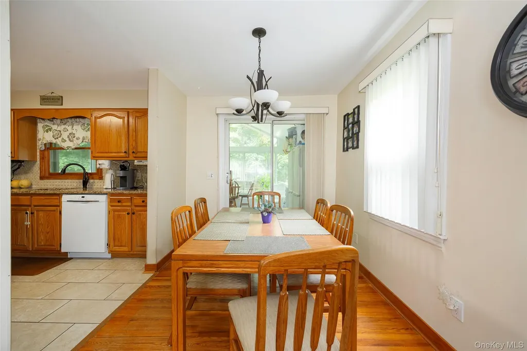 26 Hampton Road Poughkeepsie NY 12603