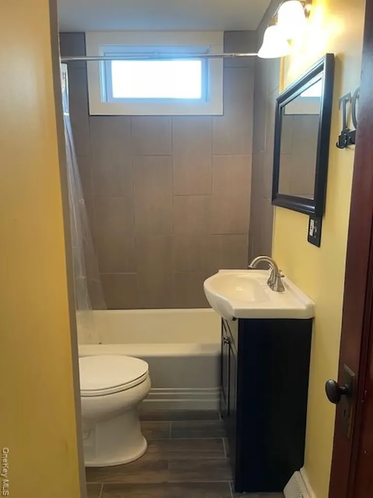 55 Glenwood Boulevard Hudson NY 12534