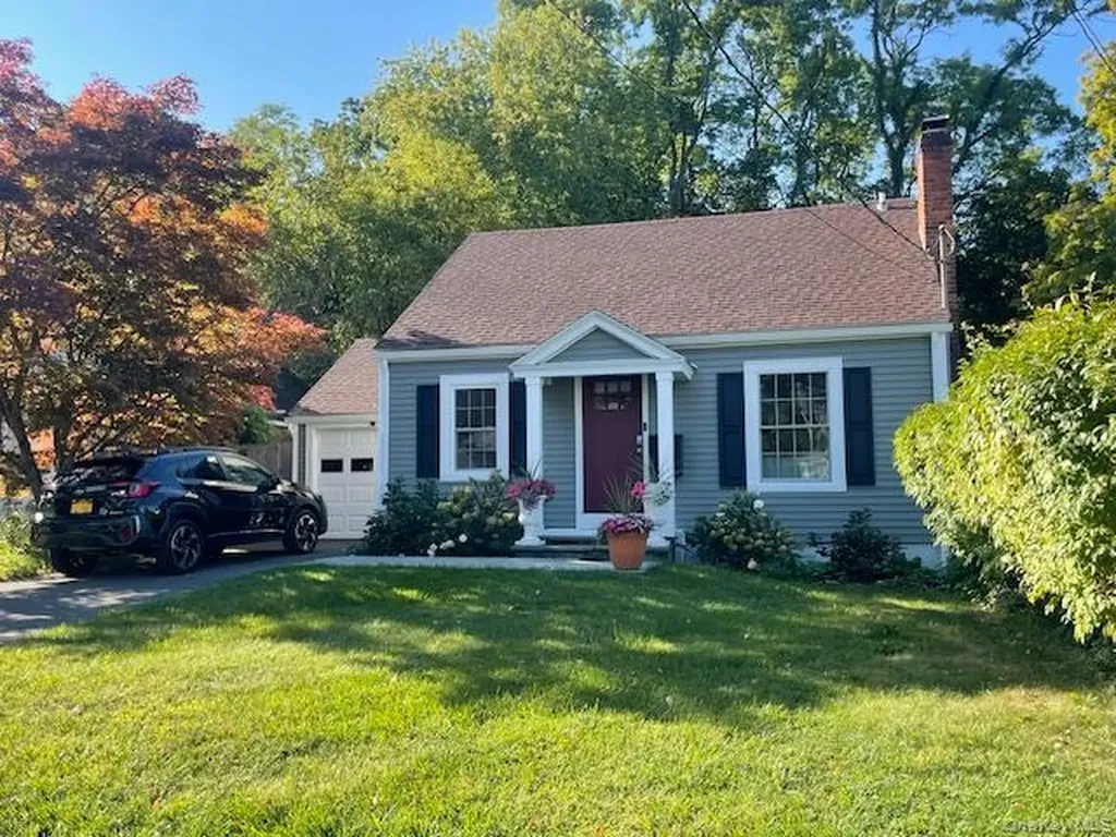 55 Glenwood Boulevard Hudson NY 12534