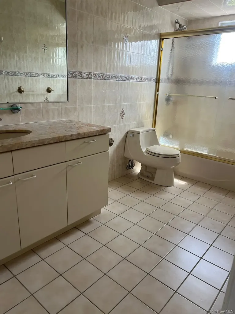 375 Marlborough Road Cedarhurst NY 11516