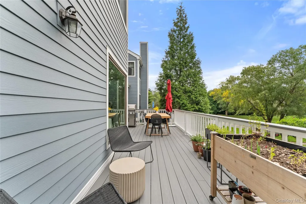 55 Ridgeway Drive Irvington NY 10533