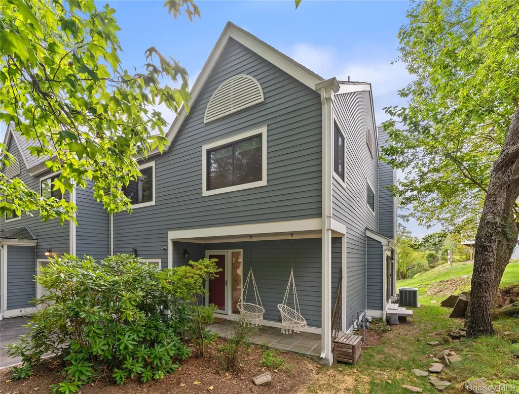 55 Ridgeway Drive Irvington NY 10533