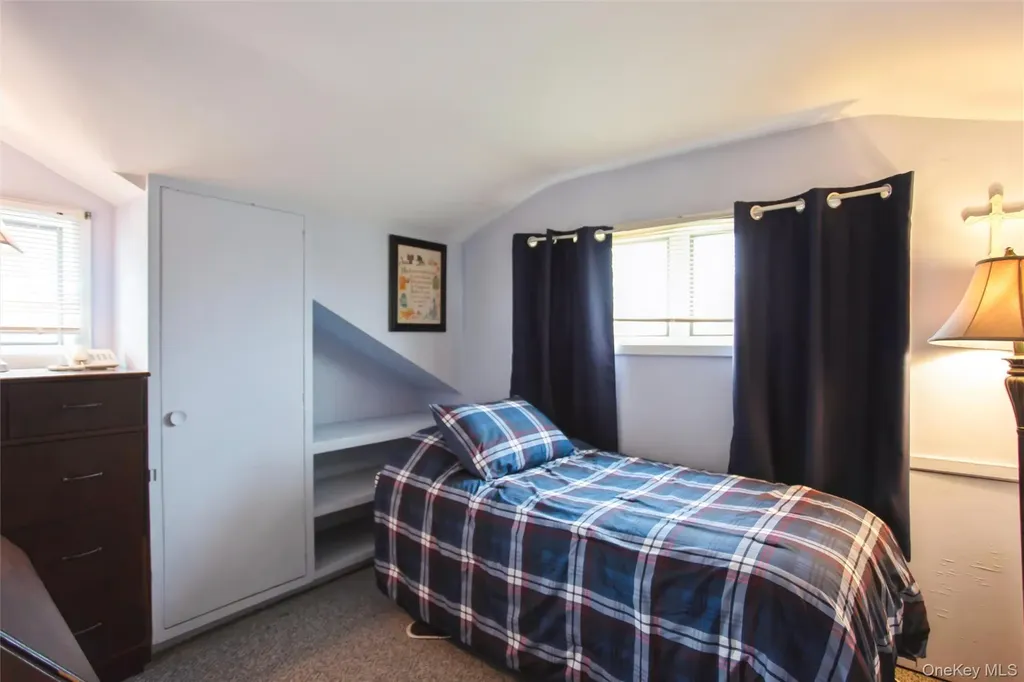625 E Walnut Street Long Beach NY 11561