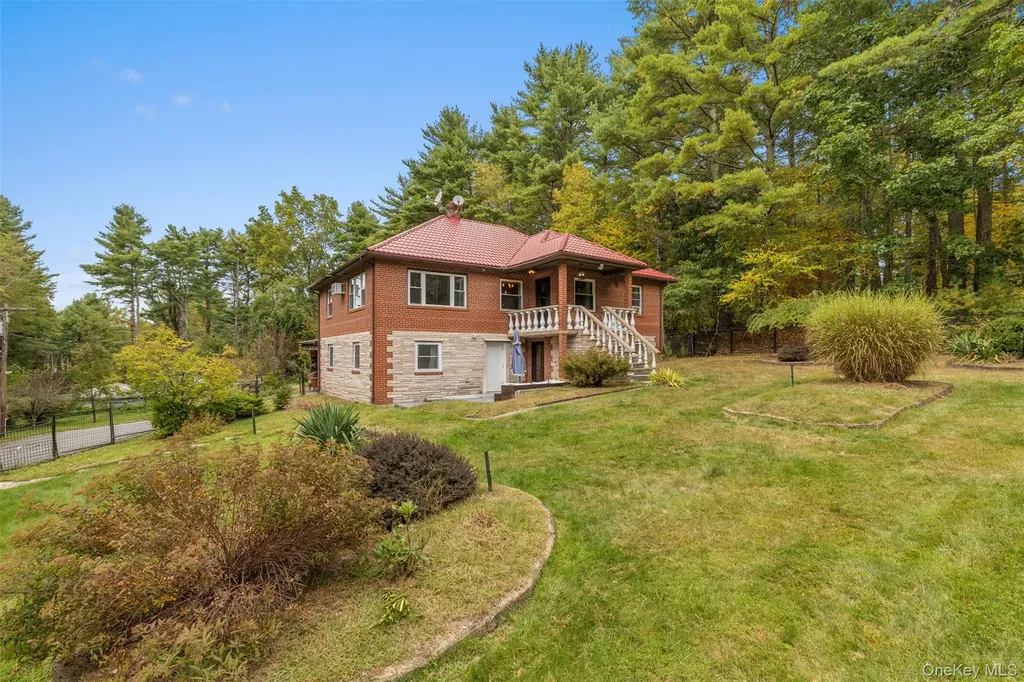 2 May Place Glen Spey NY 12737