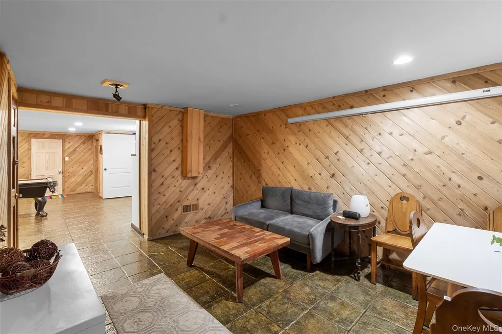 2 May Place Glen Spey NY 12737