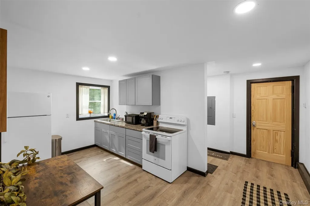 2 May Place Glen Spey NY 12737