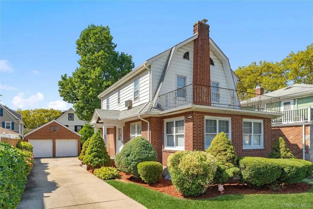 2914 162nd Street Flushing NY 11358