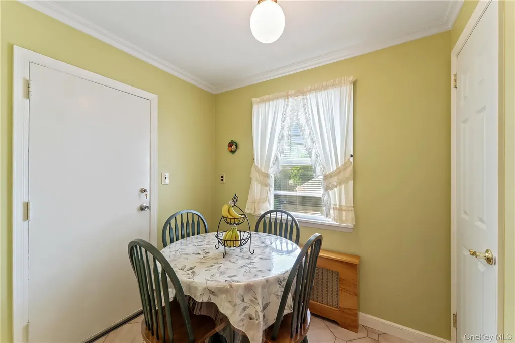 2914 162nd Street Flushing NY 11358