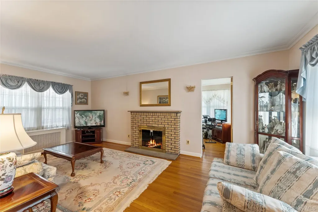 2914 162nd Street Flushing NY 11358