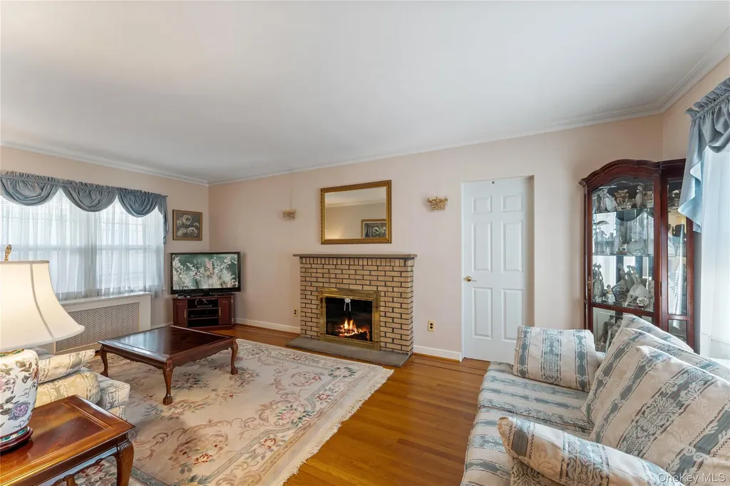 2914 162nd Street Flushing NY 11358