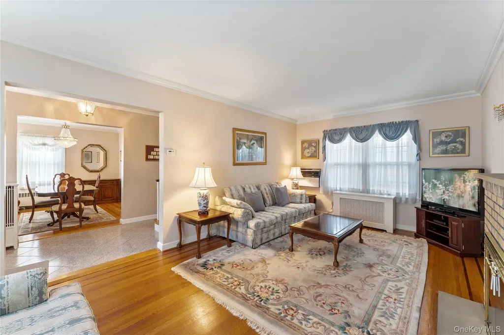 2914 162nd Street Flushing NY 11358