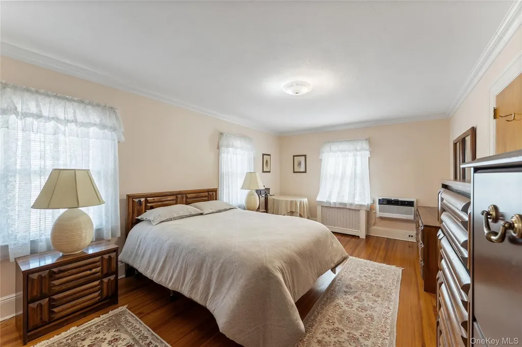 2914 162nd Street Flushing NY 11358