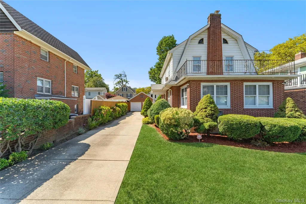 2914 162nd Street Flushing NY 11358