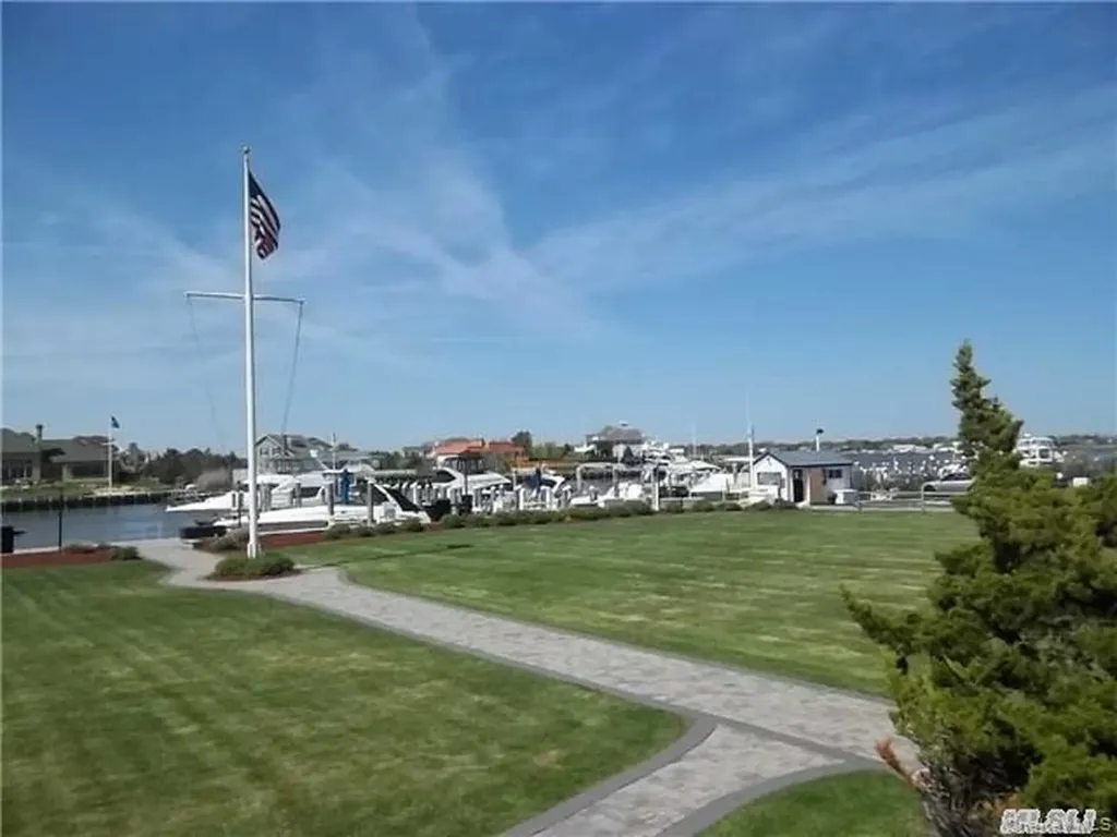 231 Dune Road Westhampton Beach NY 11978