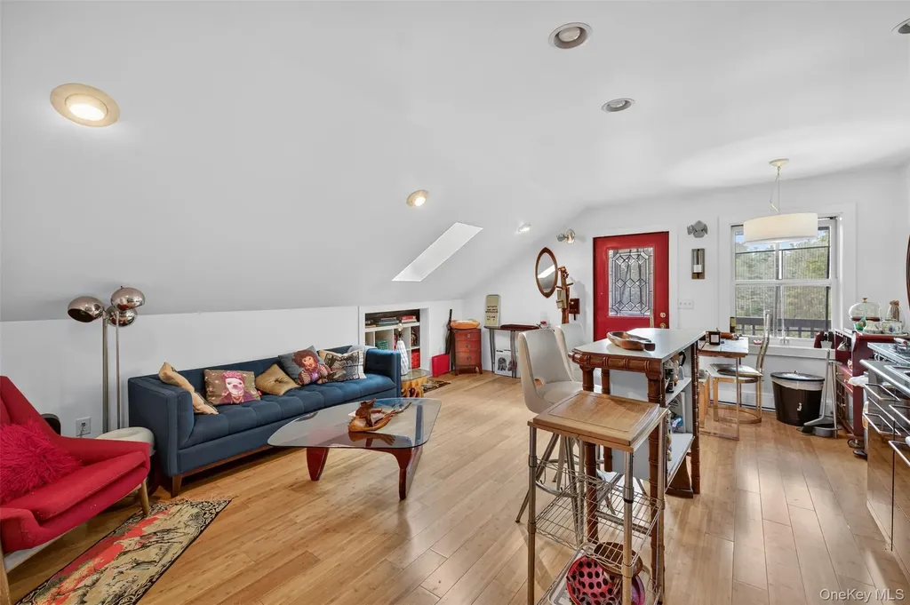 1122 County Route 31 Glen Spey NY 12737
