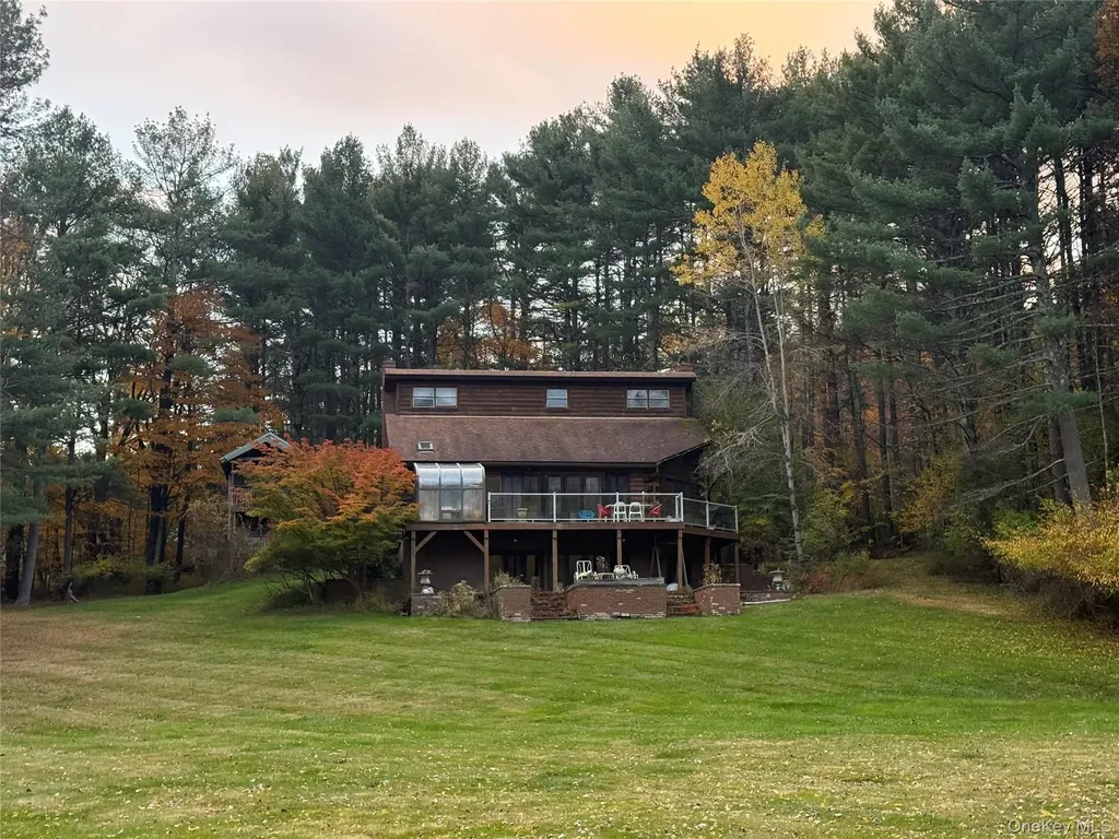 1122 County Route 31 Glen Spey NY 12737
