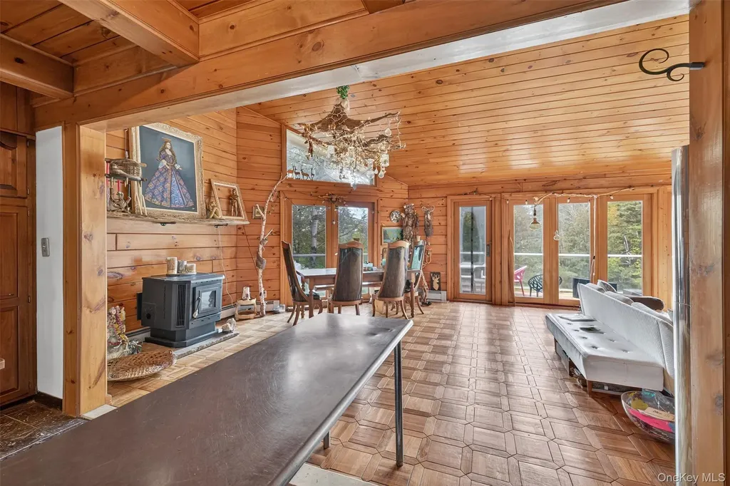 1122 County Route 31 Glen Spey NY 12737