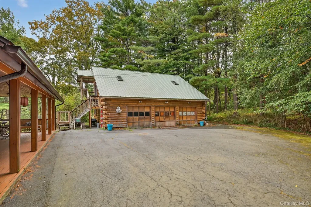 1122 County Route 31 Glen Spey NY 12737